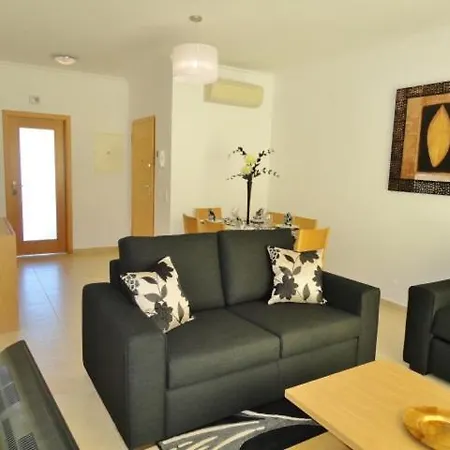 Condominium Porto De Mos شقة